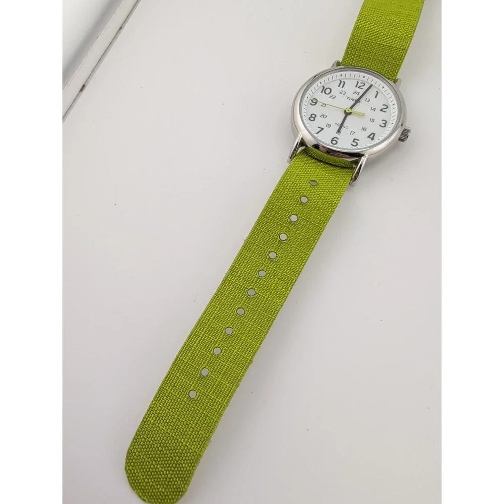 Timex Weekender Indiglo Unisex Watch 38mm Case Green Band- New Battery